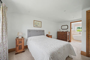 Guest bedroom- click for photo gallery